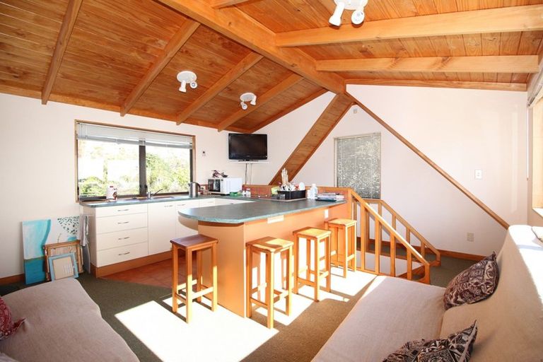 Photo of property in 216 Waimaire Avenue, Matarangi, Whitianga, 3592