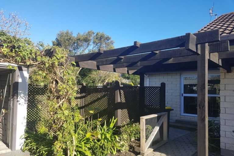 Photo of property in 37 Sabys Road, Halswell, Christchurch, 8025