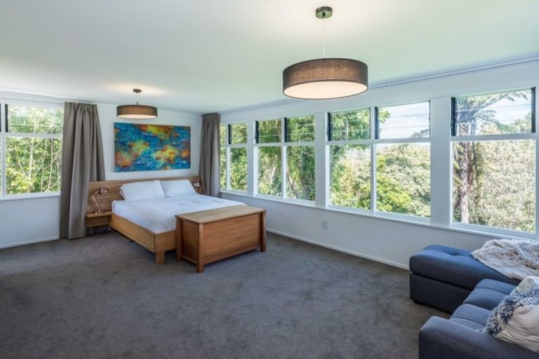 Photo of property in 75 Ironside Road, Johnsonville, Wellington, 6037