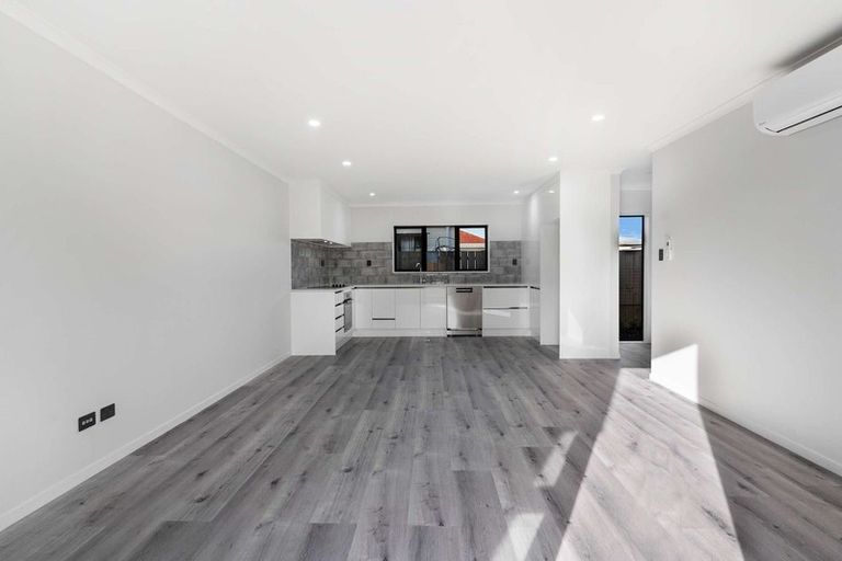 Photo of property in 6d Rose Road, Papatoetoe, Auckland, 2025