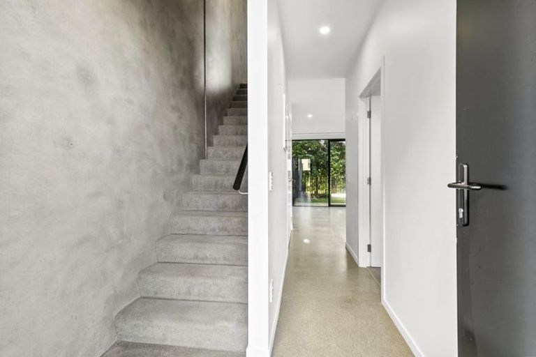 Photo of property in 15 Te Ara O Paetutu, Petone, Lower Hutt, 5012