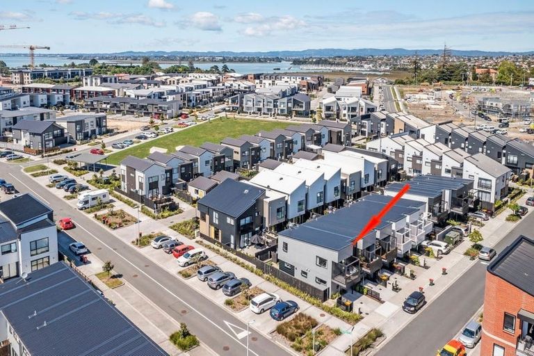 Photo of property in 62 Mapou Road, Hobsonville, Auckland, 0616