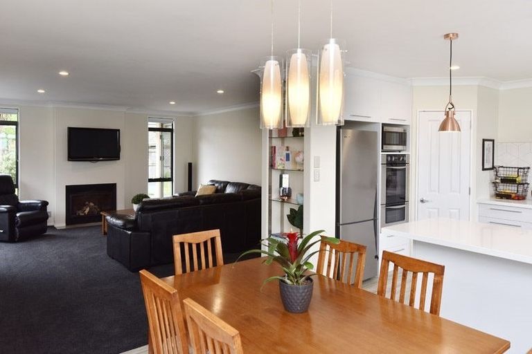 Photo of property in 11 Fishermans Rest, Waimairi Beach, Christchurch, 8083