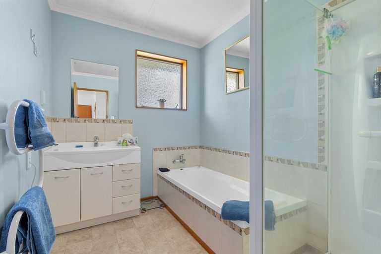 Photo of property in 4 Mcdonald Way, Lansdowne, Masterton, 5810