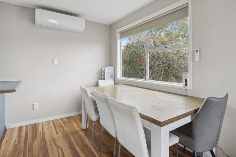 Photo of property in 34 Flaxdale Street, Birkdale, Auckland, 0626