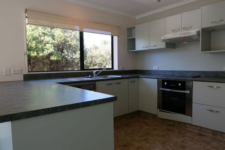 Photo of property in 15b Walton Road, Paraparaumu Beach, Paraparaumu, 5032