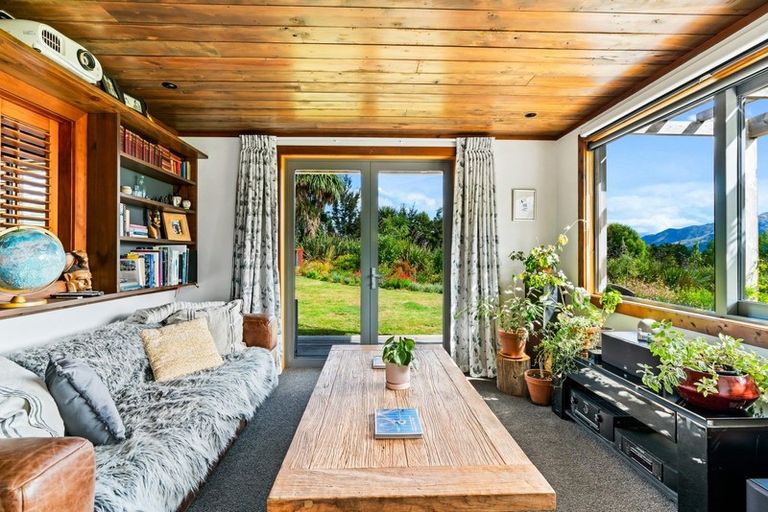 Photo of property in 15 Fort Place, Hawea Flat, Wanaka, 9382