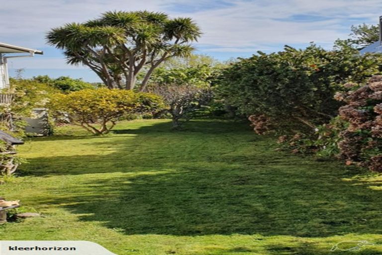 Photo of property in 37 Oriwa Crescent, Otaki, 5512