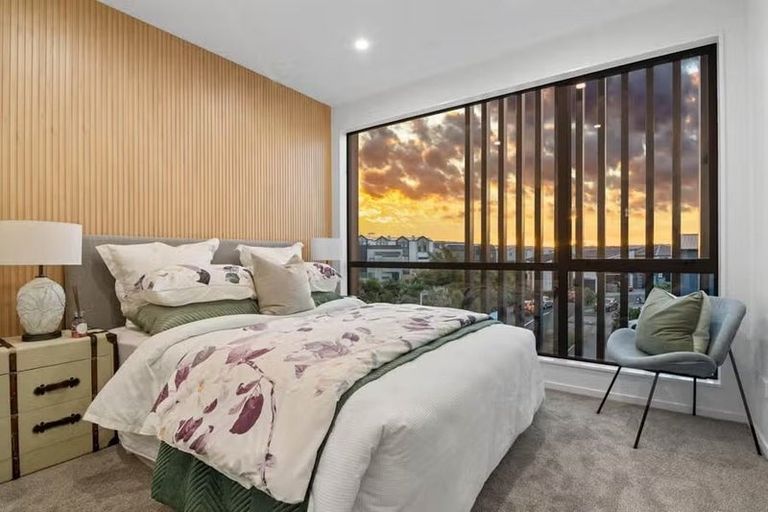 Photo of property in 101 Joshua Carder Drive, Hobsonville, Auckland, 0616