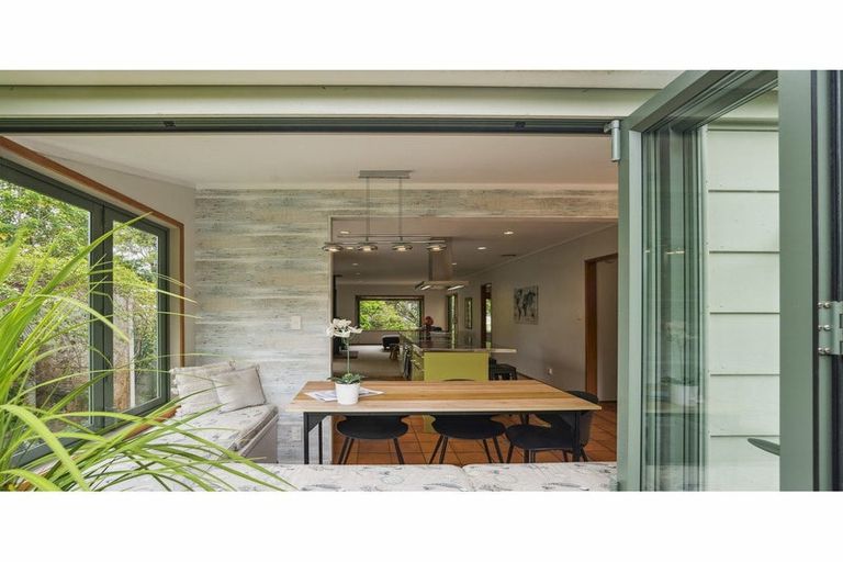 Photo of property in 400 Leigh Road, Whangateau, Warkworth, 0985