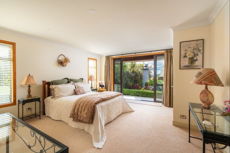 Photo of property in 48 Blue Ridge Drive, Acacia Bay, Taupo, 3385