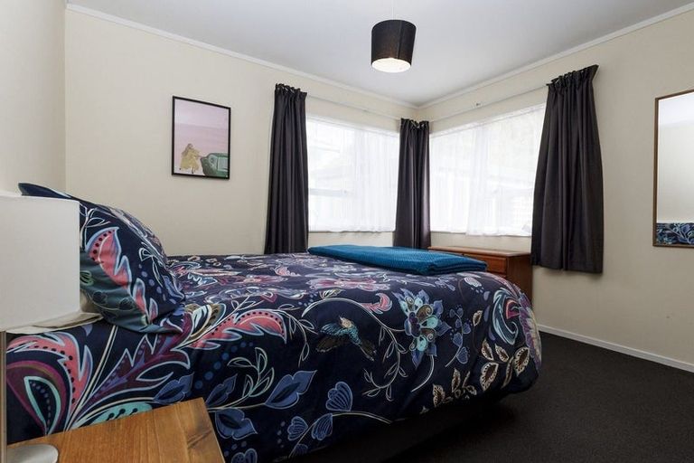 Photo of property in 69 Montgomery Avenue, Karori, Wellington, 6012
