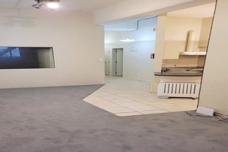 Photo of property in Haight Ashbury House, 2/11a Johnston Street, Wellington Central, Wellington, 6011