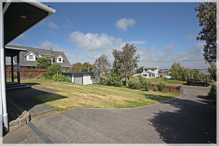 Photo of property in 5 Chaffey Street, Foxton Beach, Foxton, 4815