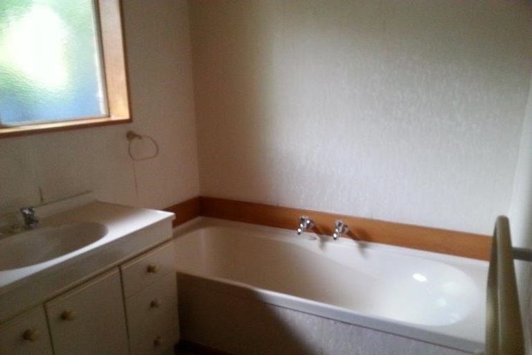 Photo of property in 3/50 Picton Avenue, Riccarton, Christchurch, 8011