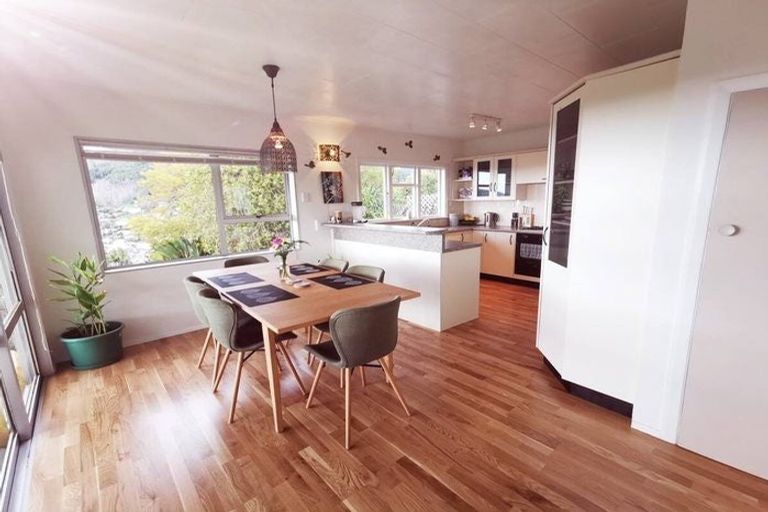 Photo of property in 8 Thompson Terrace, Toi Toi, Nelson, 7010