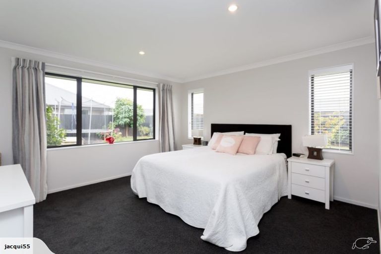Photo of property in 10 Greenstone Street, Rolleston, 7614