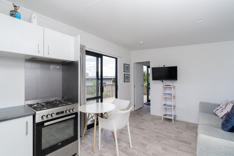 Photo of property in 37 Long Street, Raglan, 3225