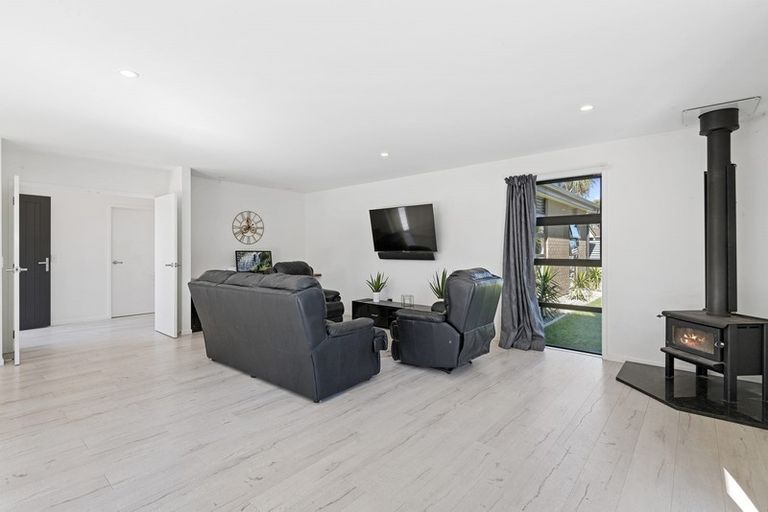 Photo of property in 15a William Street, Rolleston, 7614