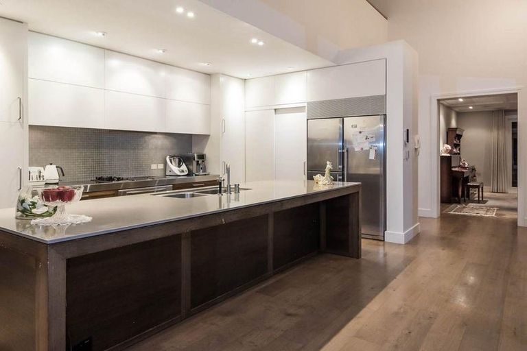 Photo of property in 35 View Road, Campbells Bay, Auckland, 0630