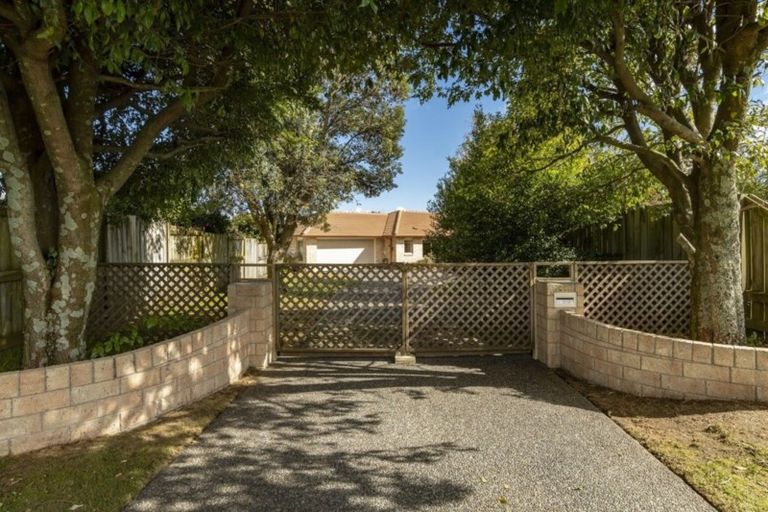 Photo of property in 27 Elderton Avenue, Pyes Pa, Tauranga, 3112