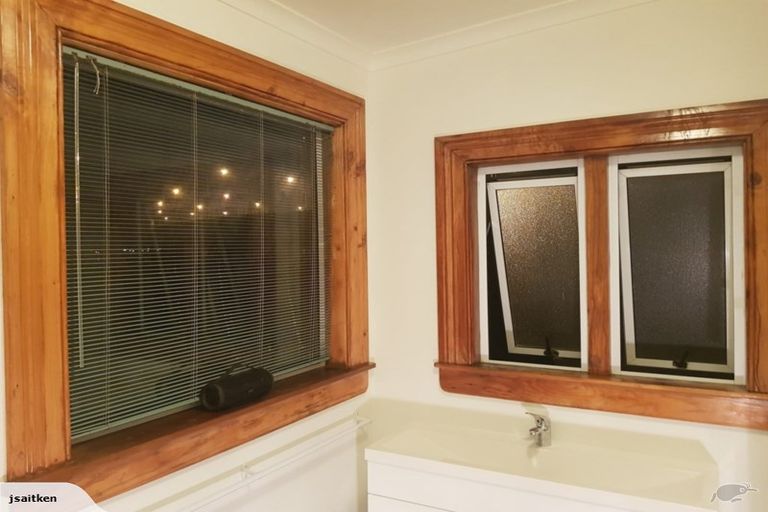 Photo of property in 33-33a Onehunga Mall, Onehunga, Auckland, 1061
