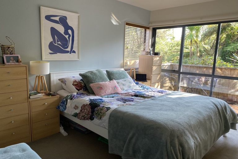 Photo of property in 139a Atkinson Road, Titirangi, Auckland, 0604