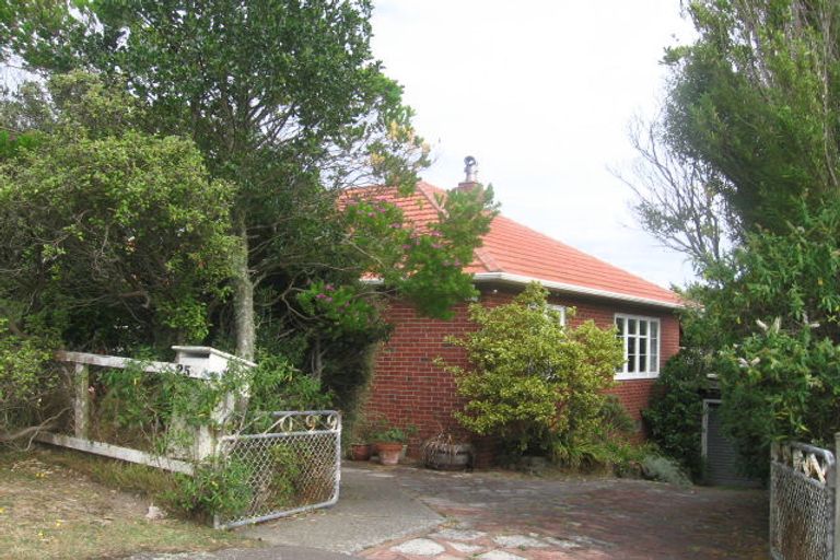 Photo of property in 25 Bankot Crescent, Ngaio, Wellington, 6035
