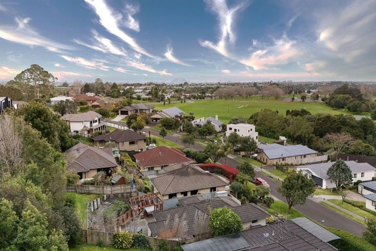 Photo of property in 32a Waipuna Grove, Welcome Bay, Tauranga, 3112