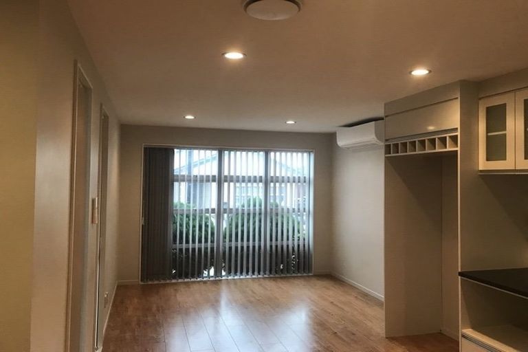 Photo of property in 10 Moho Lane, Takanini, 2112