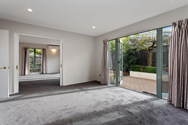 Photo of property in 2/29 Stoneyhurst Street, St Albans, Christchurch, 8014