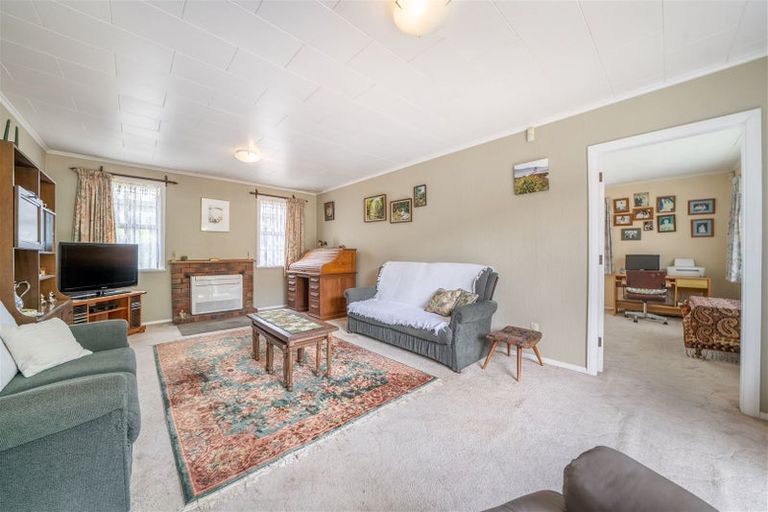 Photo of property in 21 Melrose Street, Wallaceville, Upper Hutt, 5018