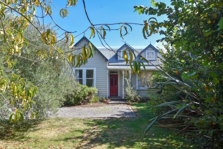 Photo of property in 269 High Street North, Carterton, 5713