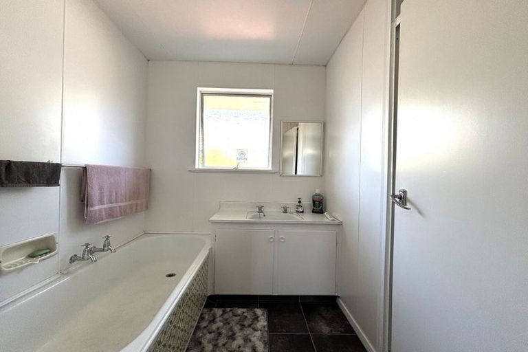 Photo of property in 161 Withells Road, Avonhead, Christchurch, 8042