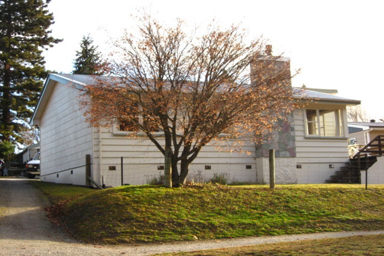 Photo of property in 6 Centennial Avenue, Arrowtown, 9302
