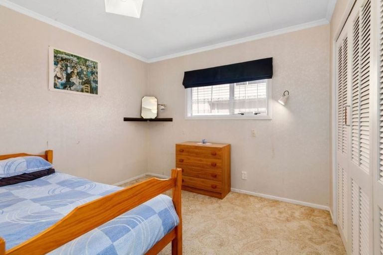 Photo of property in 6b Coates Street, Tawa, Wellington, 5028