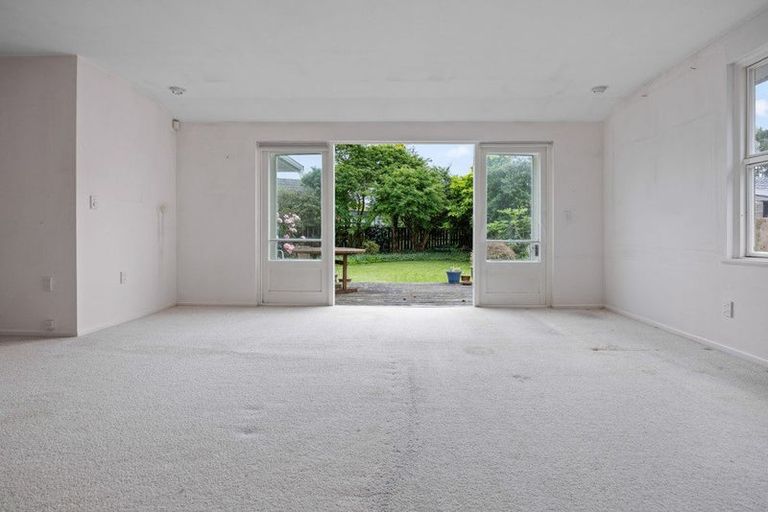 Photo of property in 20 Ashfield Place, Ilam, Christchurch, 8041