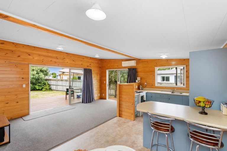 Photo of property in 39 Kiharoa Street, Otaki Beach, Otaki, 5512