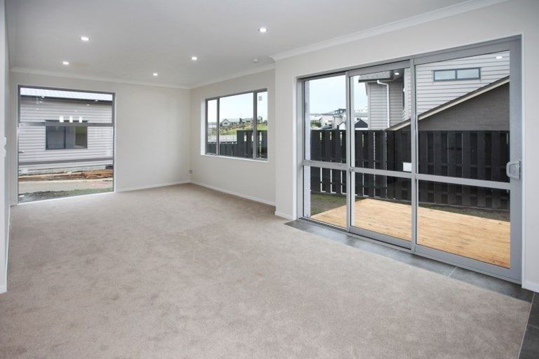 Photo of property in 9 Kato Way, Pukekohe, 2120