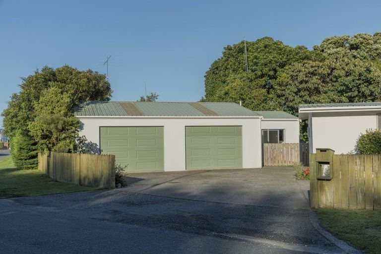 Photo of property in 1 Kotuku Road, South Bay, Kaikoura, 7300