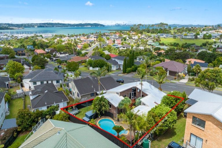 Photo of property in 44 Westpark Drive, West Harbour, Auckland, 0618