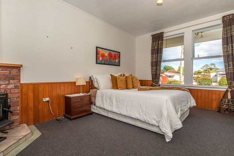 Photo of property in 169 Romilly Street, Westport, 7825