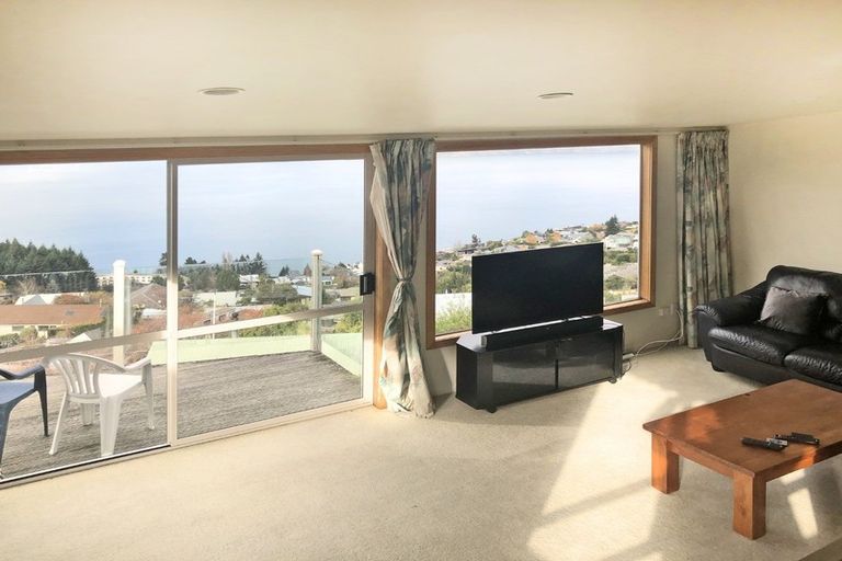 Photo of property in 113b Wynyard Crescent, Fernhill, Queenstown, 9300