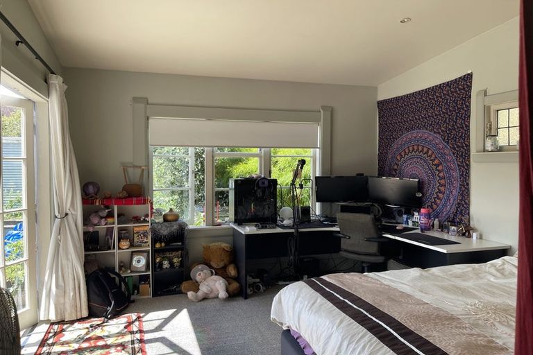 Photo of property in 11 Thistle Street, Napier South, Napier, 4110