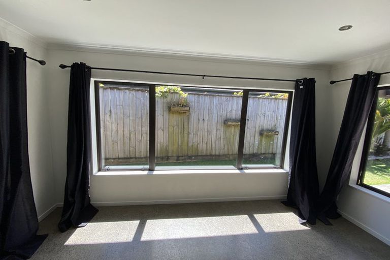 Photo of property in 5b Armitage Place, Tuakau, 2121