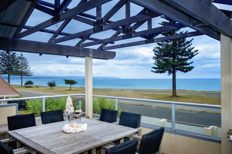 Photo of property in 31 The Esplanade, Westshore, Napier, 4110