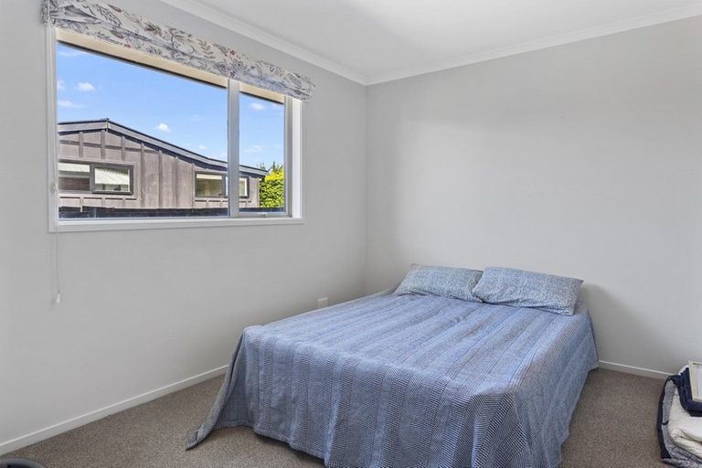 Photo of property in 32 Park Terrace, Waikuku Beach, 7473