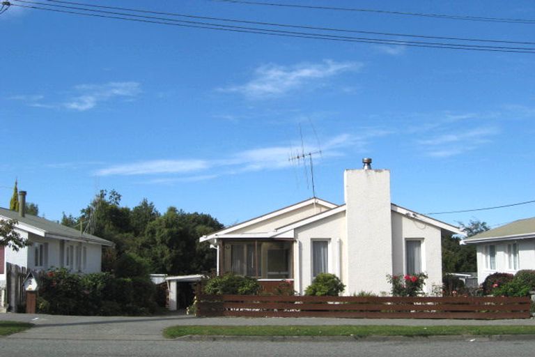 Photo of property in 2 Bowker Street, Kensington, Timaru, 7910