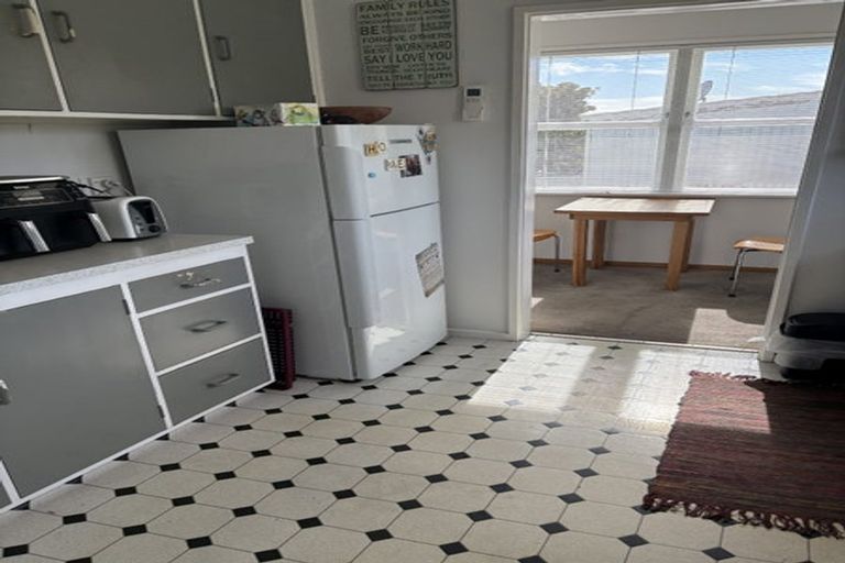 Photo of property in 3/4 George Street, Hospital Hill, Napier, 4110