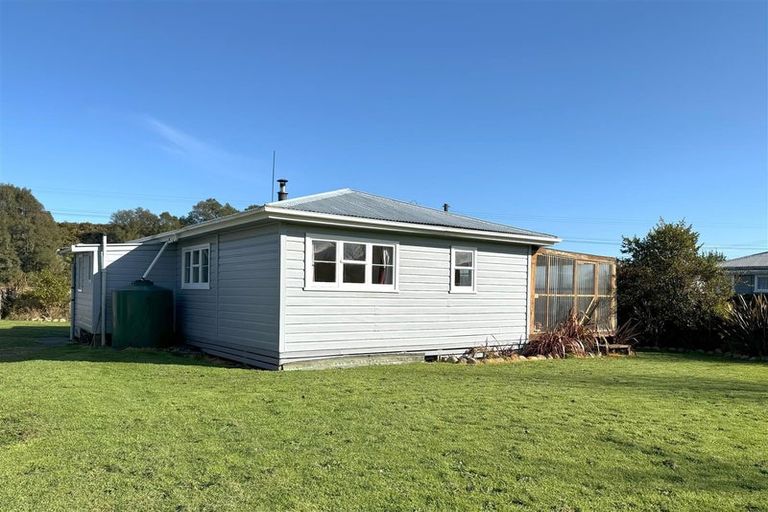Photo of property in 21 Red Jacks Road, Ngahere, Dobson, 7872